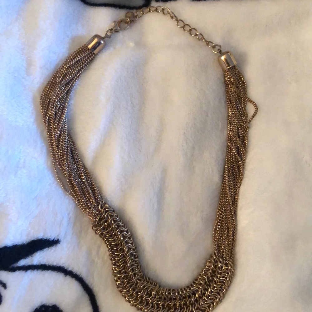 Earring and necklace set